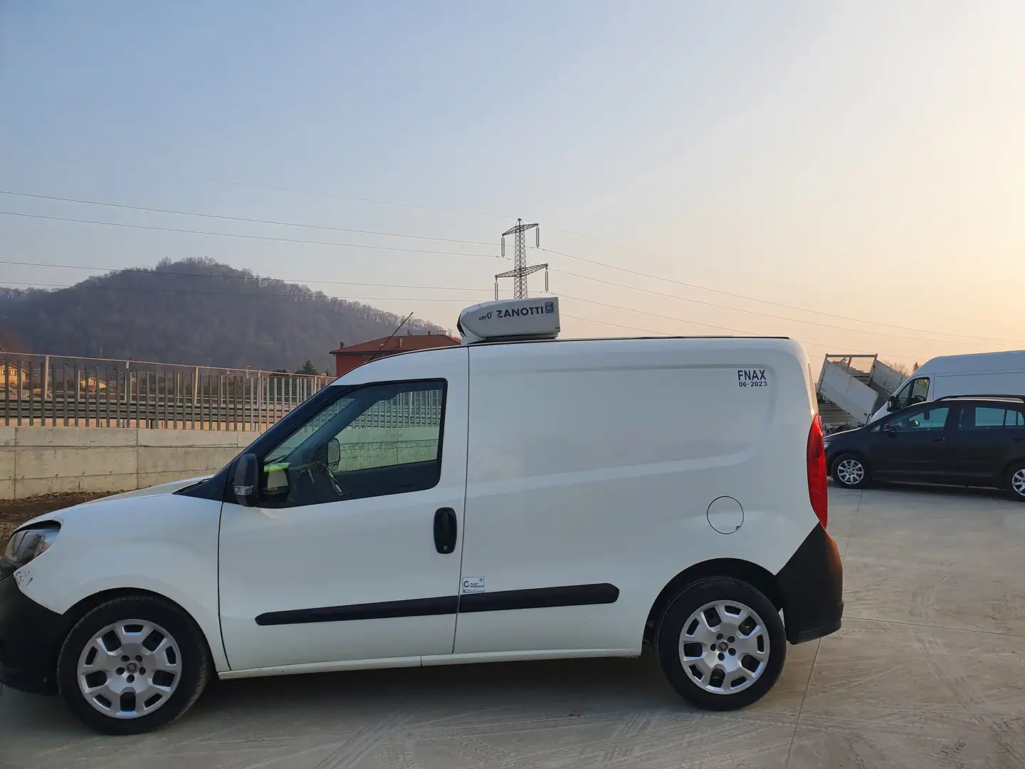 Fiat Doblo FRIGO ISOTERMICO 3 POSTI White - 1