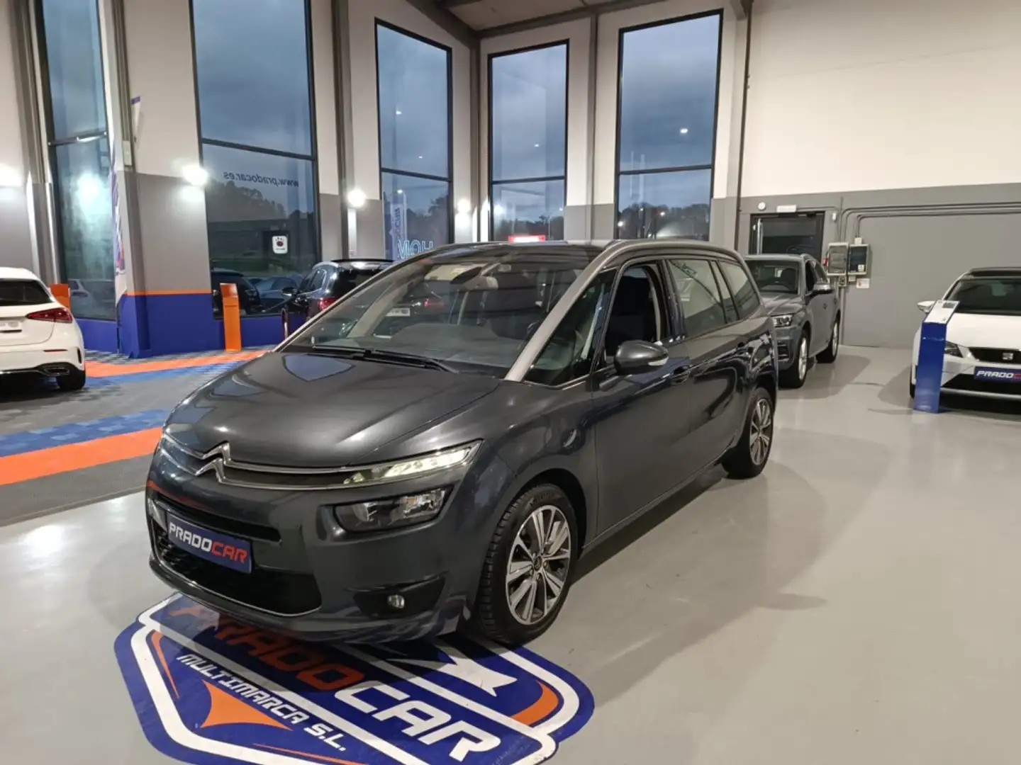 Citroen C4 Grand Picasso 2.0BlueHDi Intensive - 2
