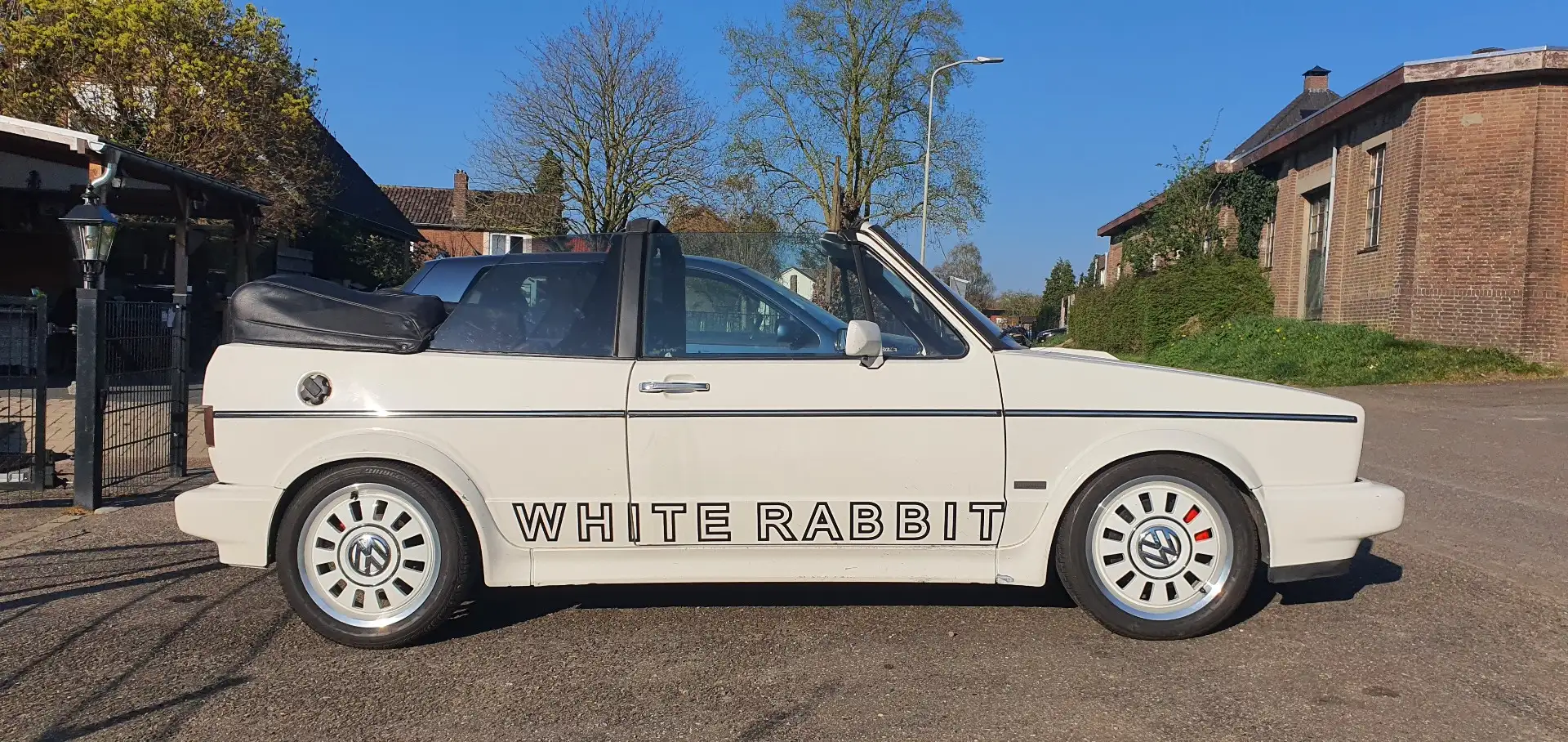 Volkswagen Golf Cabriolet 1.8 Blanc - 1