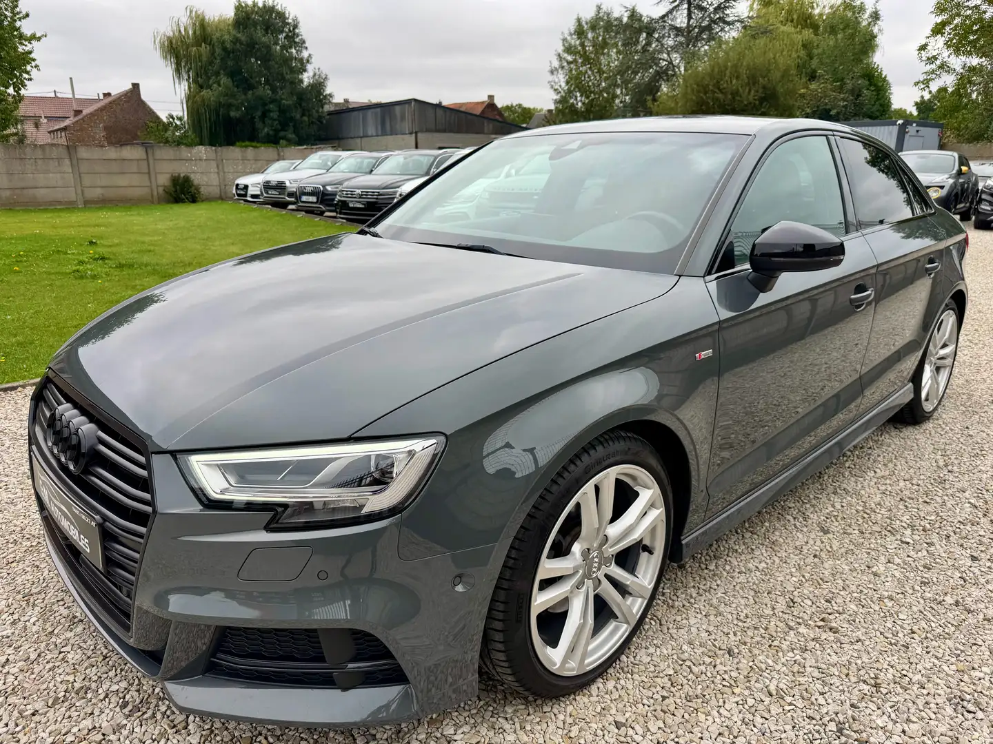 Audi A3 A3 1.4 TFSI Ultra Ambition S line S tronic Gris - 1