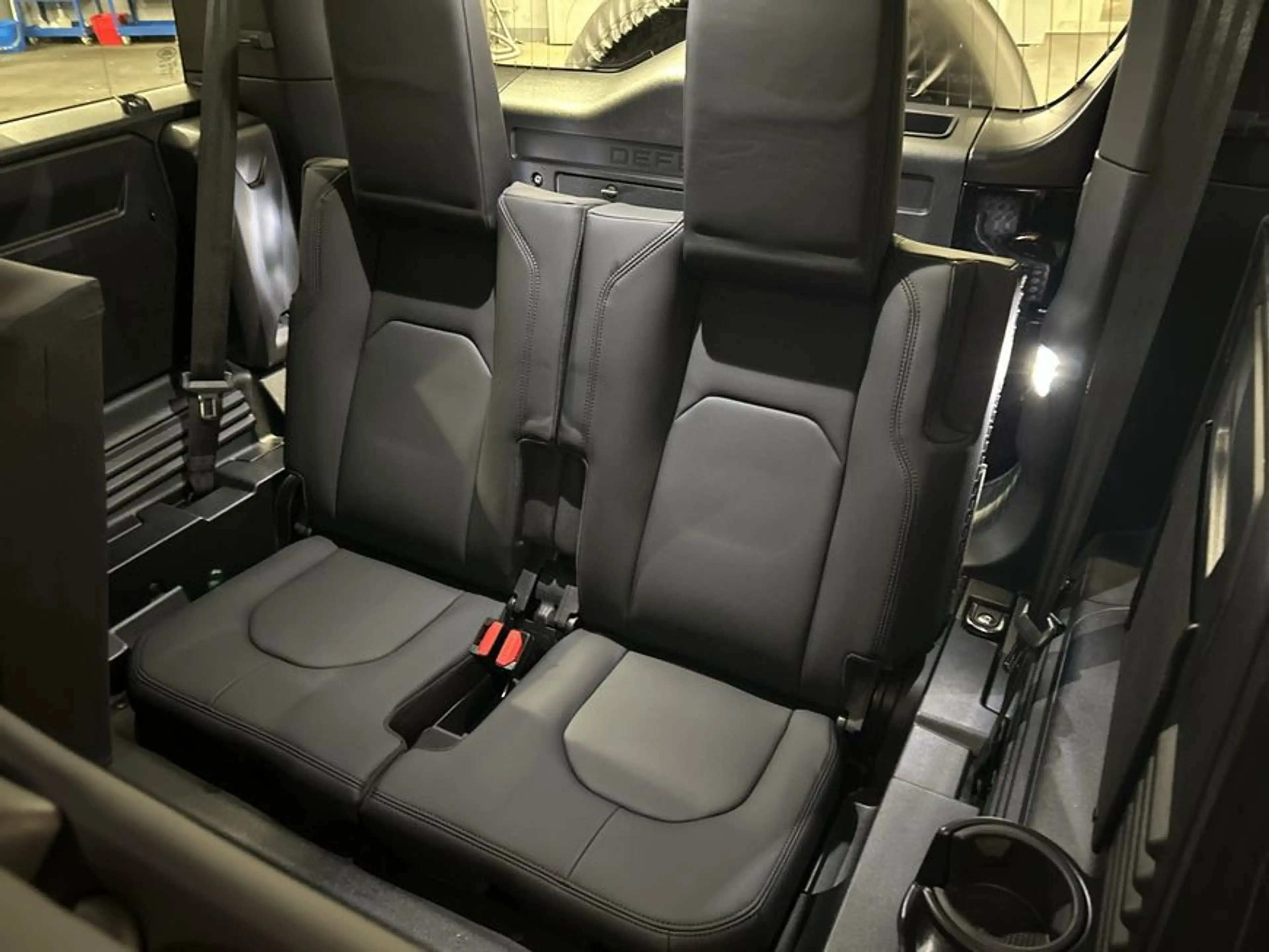 Land Rover Defender 110 D350 X-Dynamic SE 257 kW, 5-türig (Di — photo 18