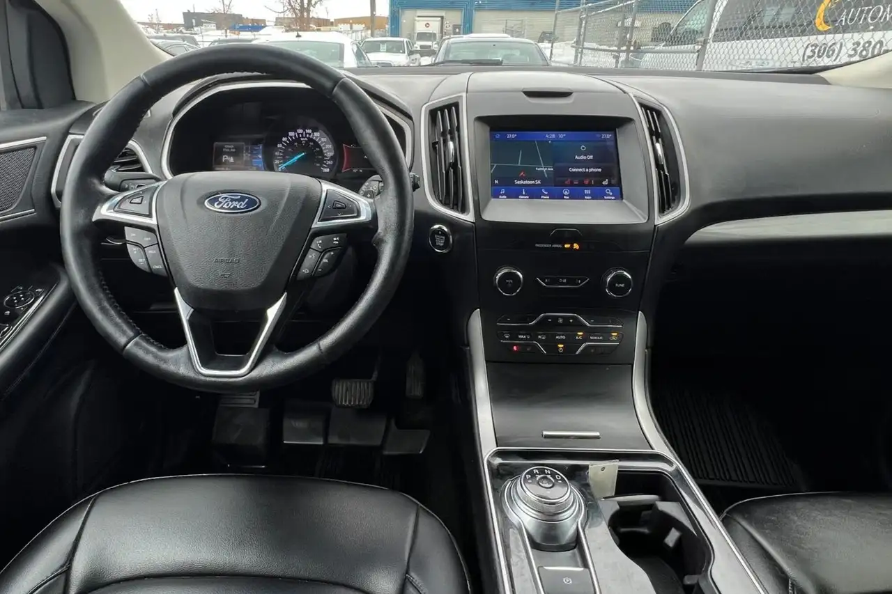 Ford Edge снимка Ford Edge
