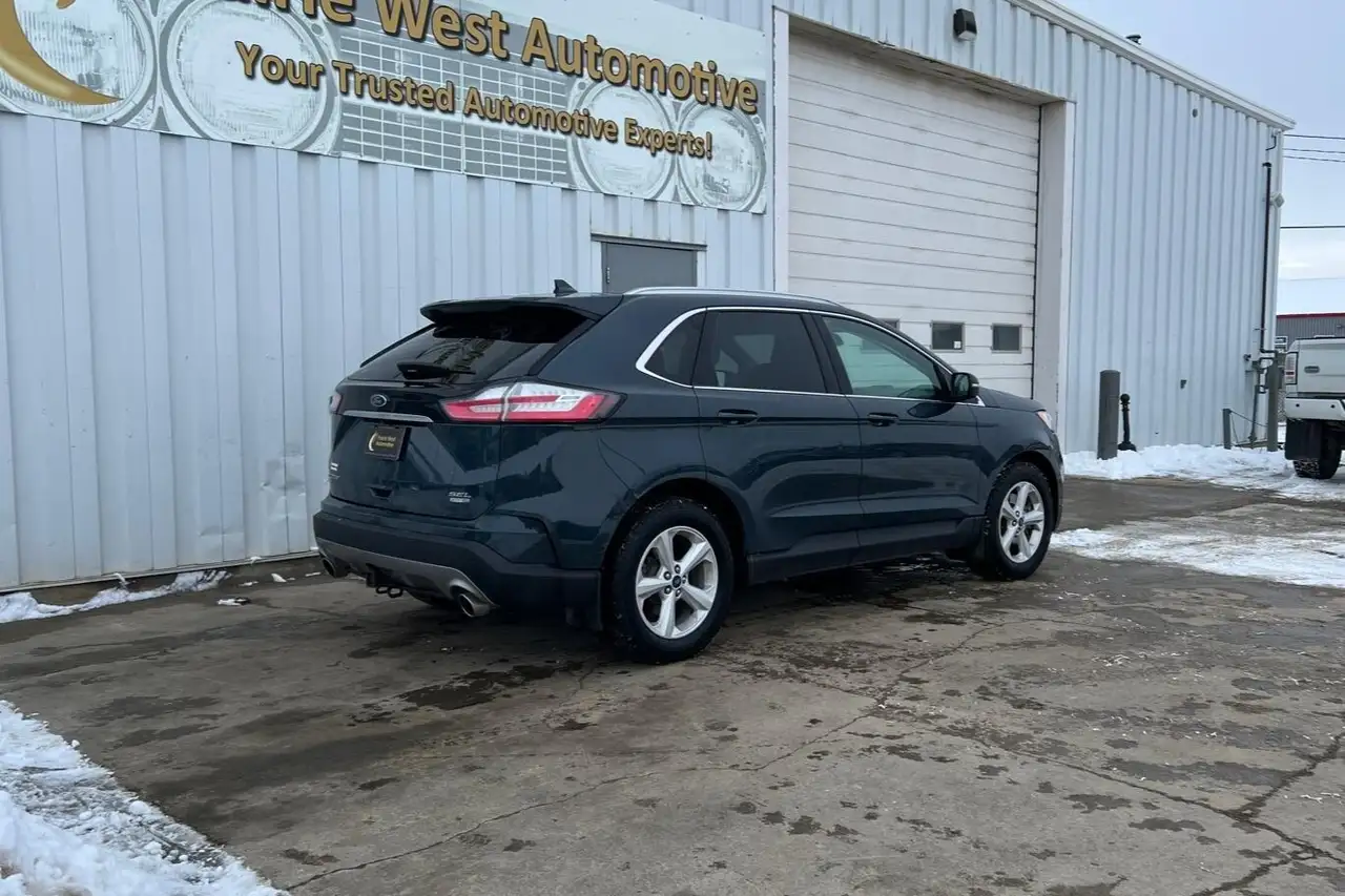 Ford Edge снимка Ford Edge