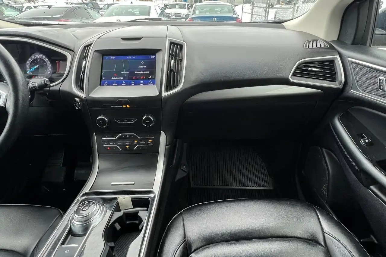 Ford Edge снимка Ford Edge