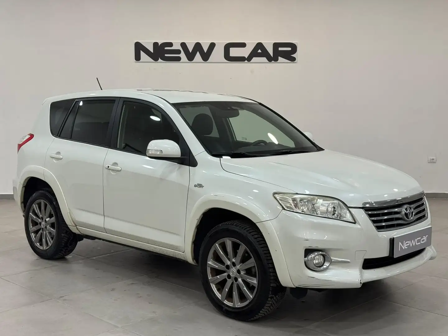 Toyota RAV 4 RAV4 Crossover 2.2 D-Cat A/T 150 CV Style Blanc - 1