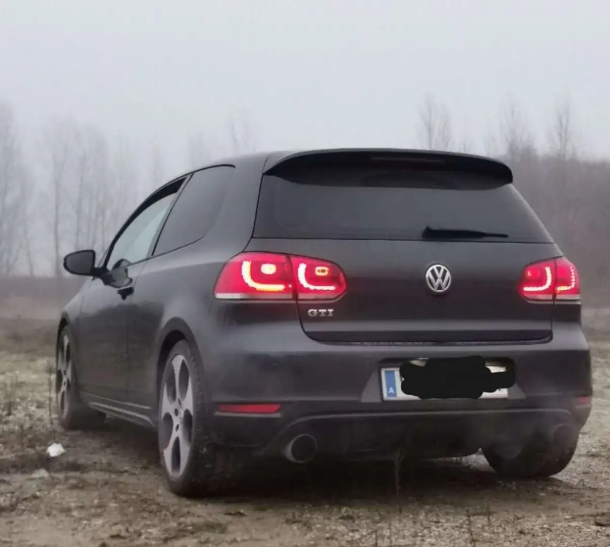 Volkswagen Golf GTI 2,0 DSG - 1