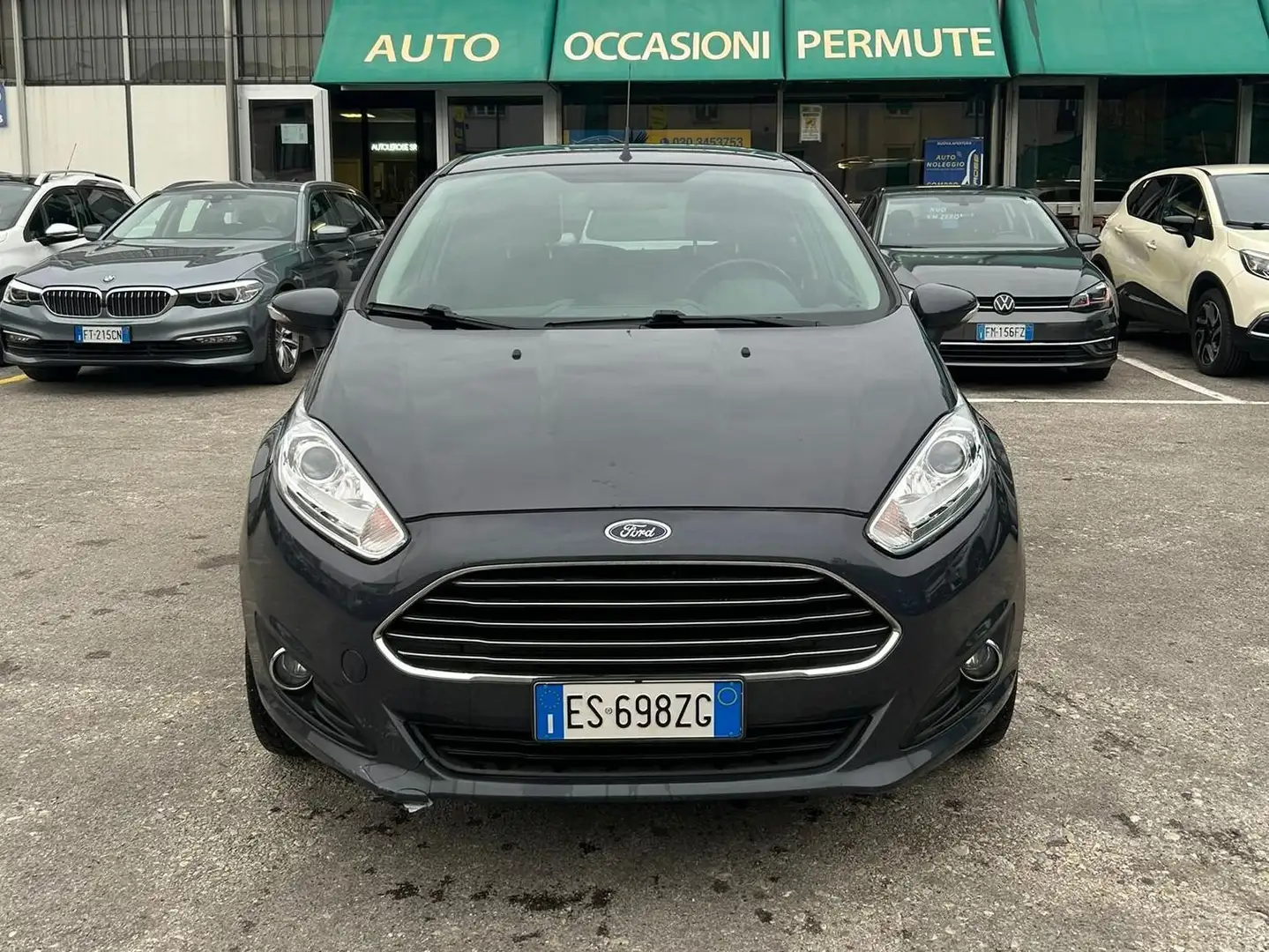 Ford Fiesta Fiesta VI 2013 5p 1.4 Titanium Gpl 92cv Gris - 2