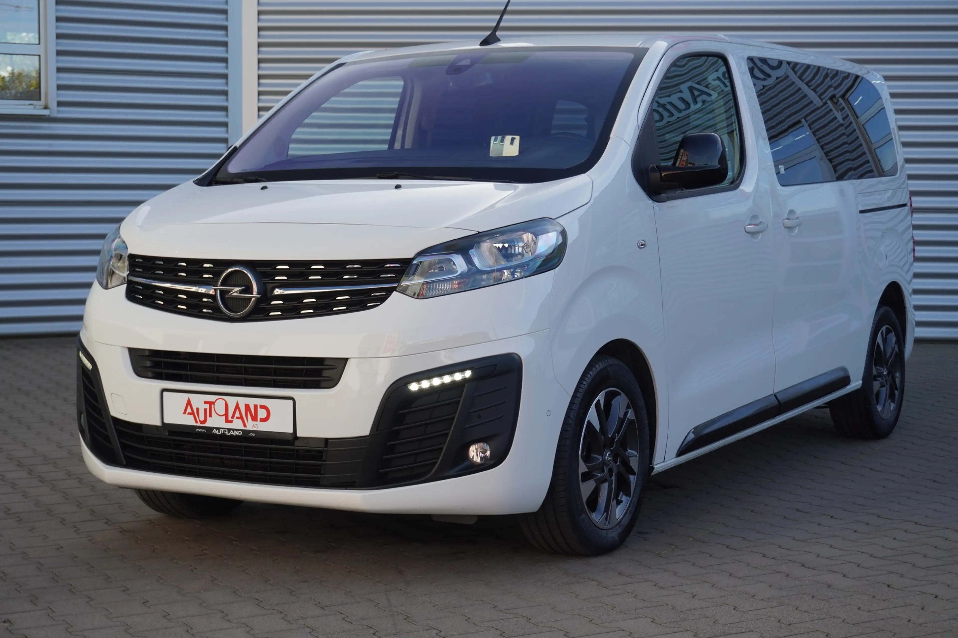Opel Zafira Life 2.0 CDTI Totwinkel Head-Up Kamera — photo 2