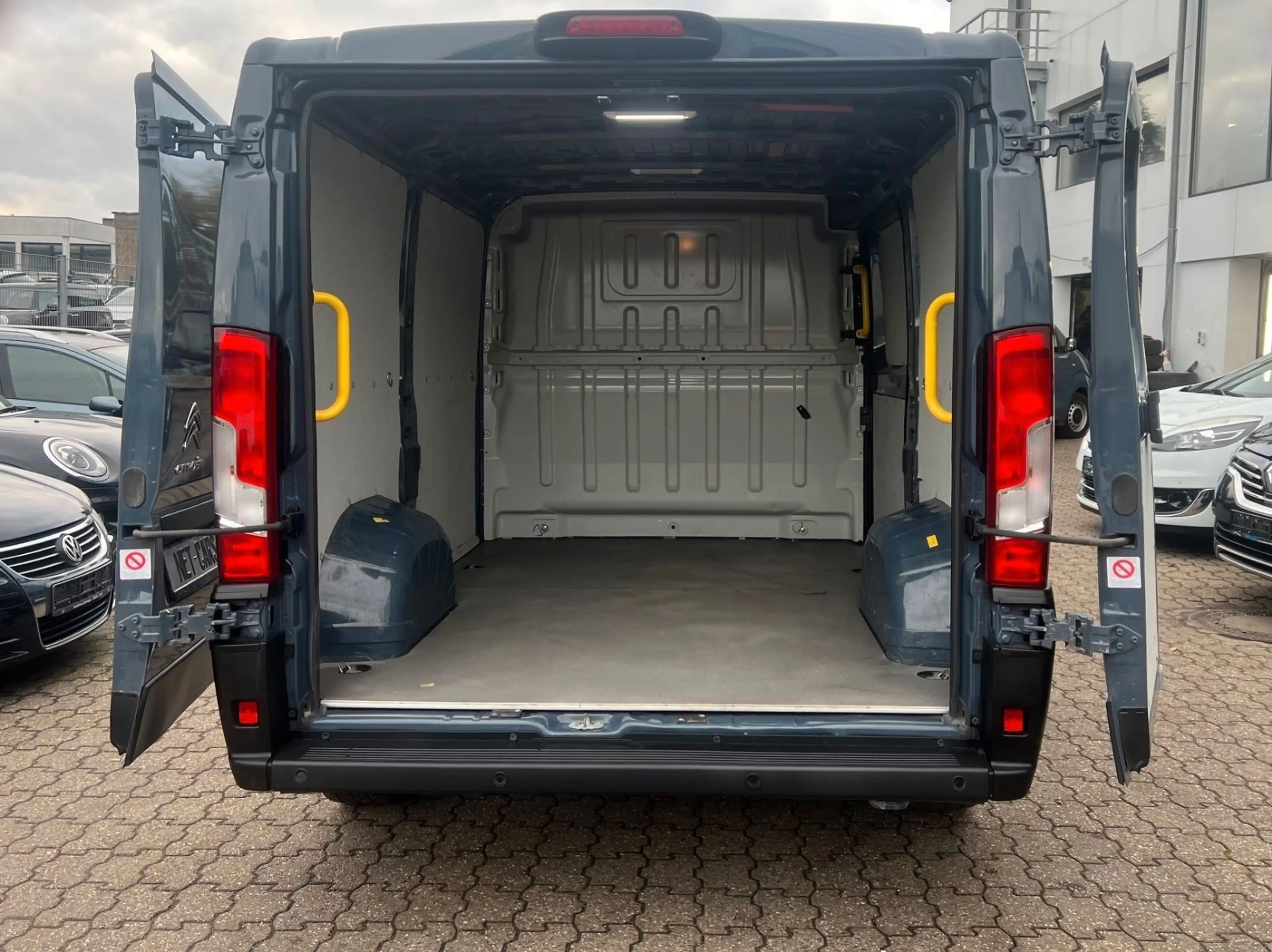 Citroen Jumper Komfort L1H1 Klima*Tempomat*PDC*Kamera — photo 12