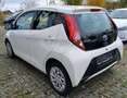 Toyota Aygo x-play Weiß - thumbnail 4