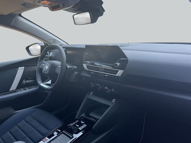 Citroen C4 Hybrid 145 COLLECTION Plus — photo 15