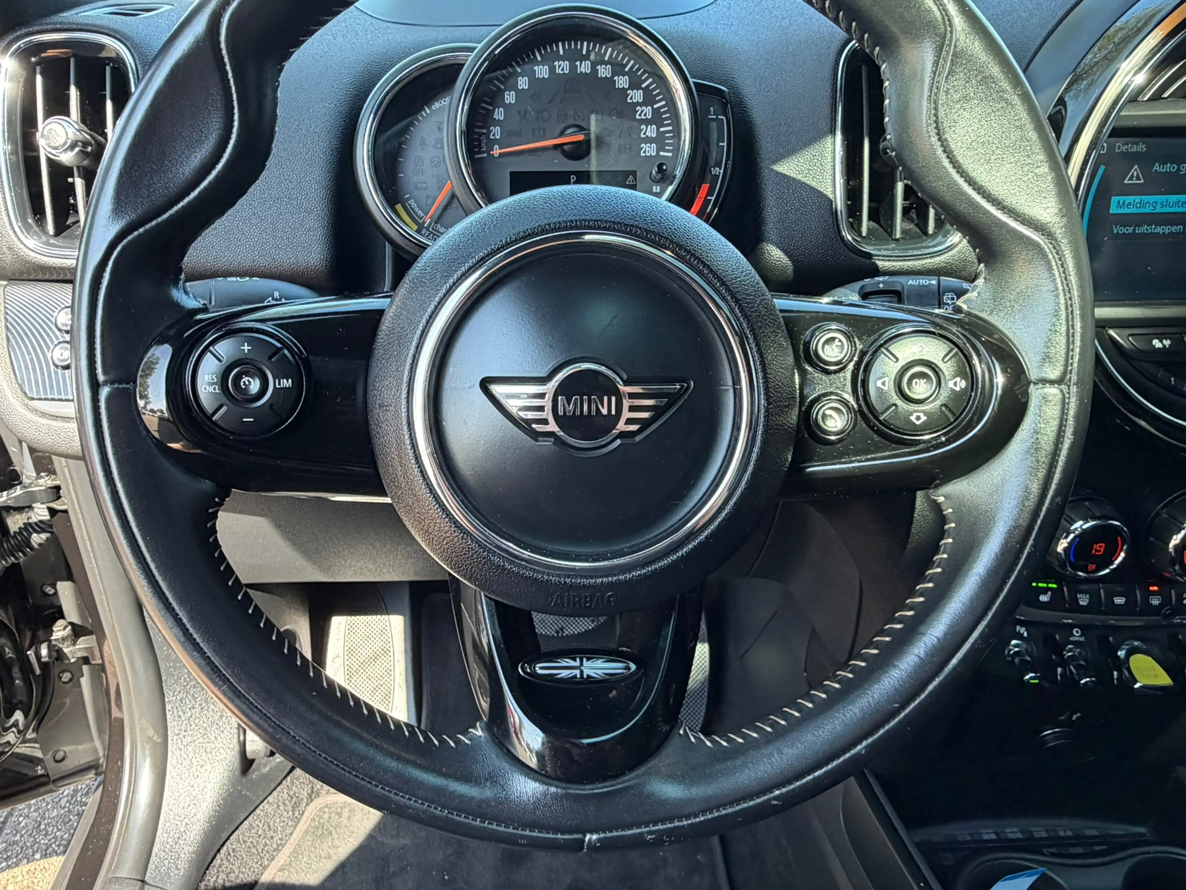 MINI Cooper SE Countryman Mini 2.0 224PK ALL4 Chili Plug In Hybrid Panorama, — photo 37