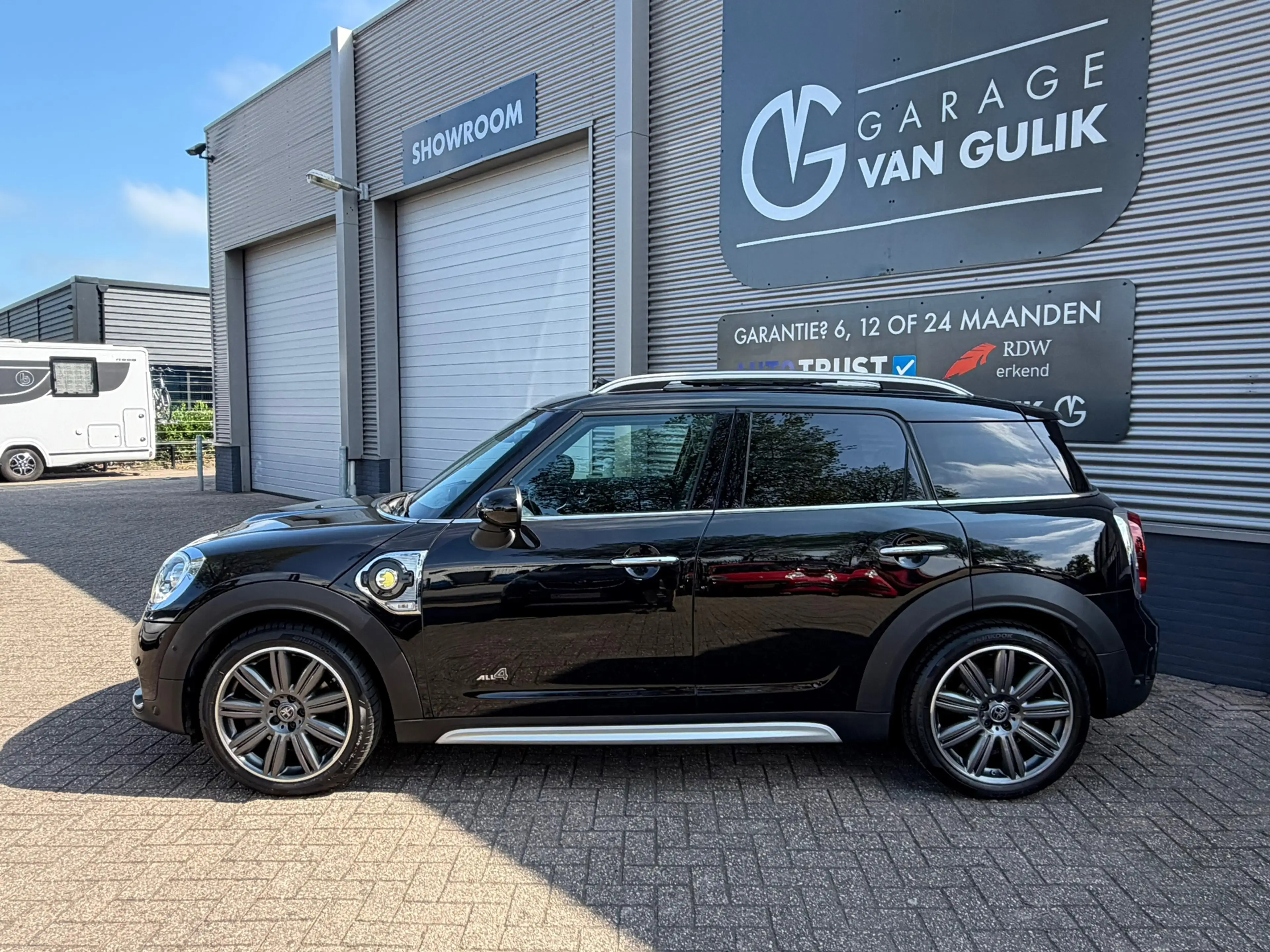 MINI Cooper SE Countryman Mini 2.0 224PK ALL4 Chili Plug In Hybrid Panorama, — photo 9