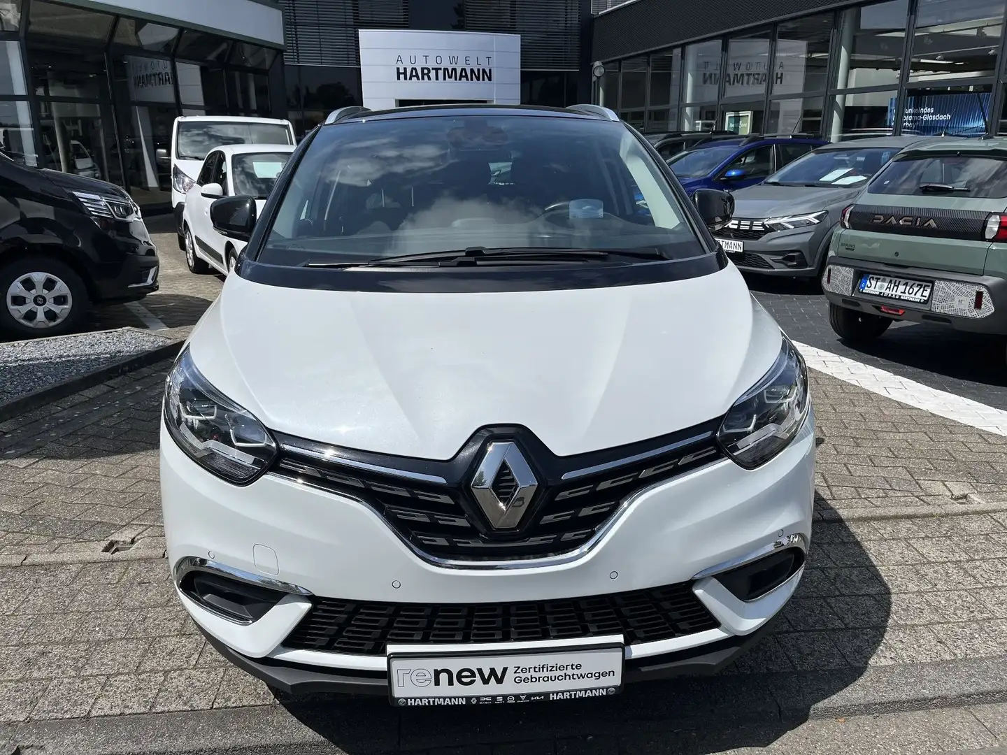 Renault Grand Scenic TECHNO TCe 140 EDC AHK,Winter-Paket Blanc - 1