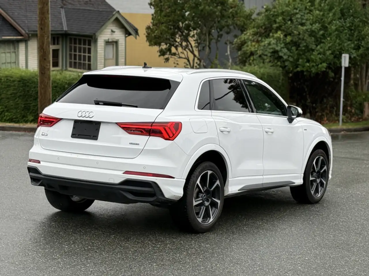 Audi Q3 снимка Audi Q3