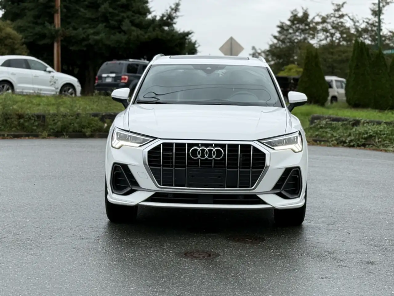 Audi Q3 снимка Audi Q3