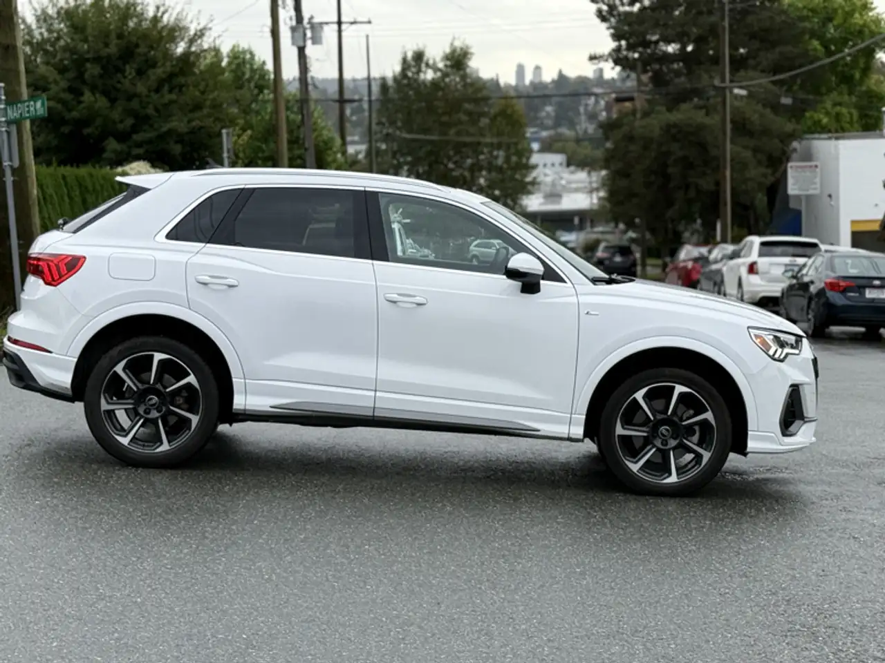 Audi Q3 снимка Audi Q3