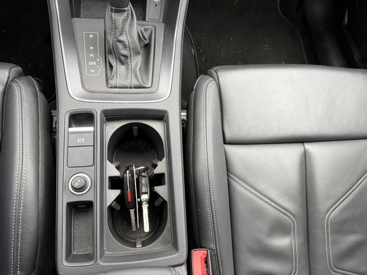 Audi Q3 снимка Audi Q3