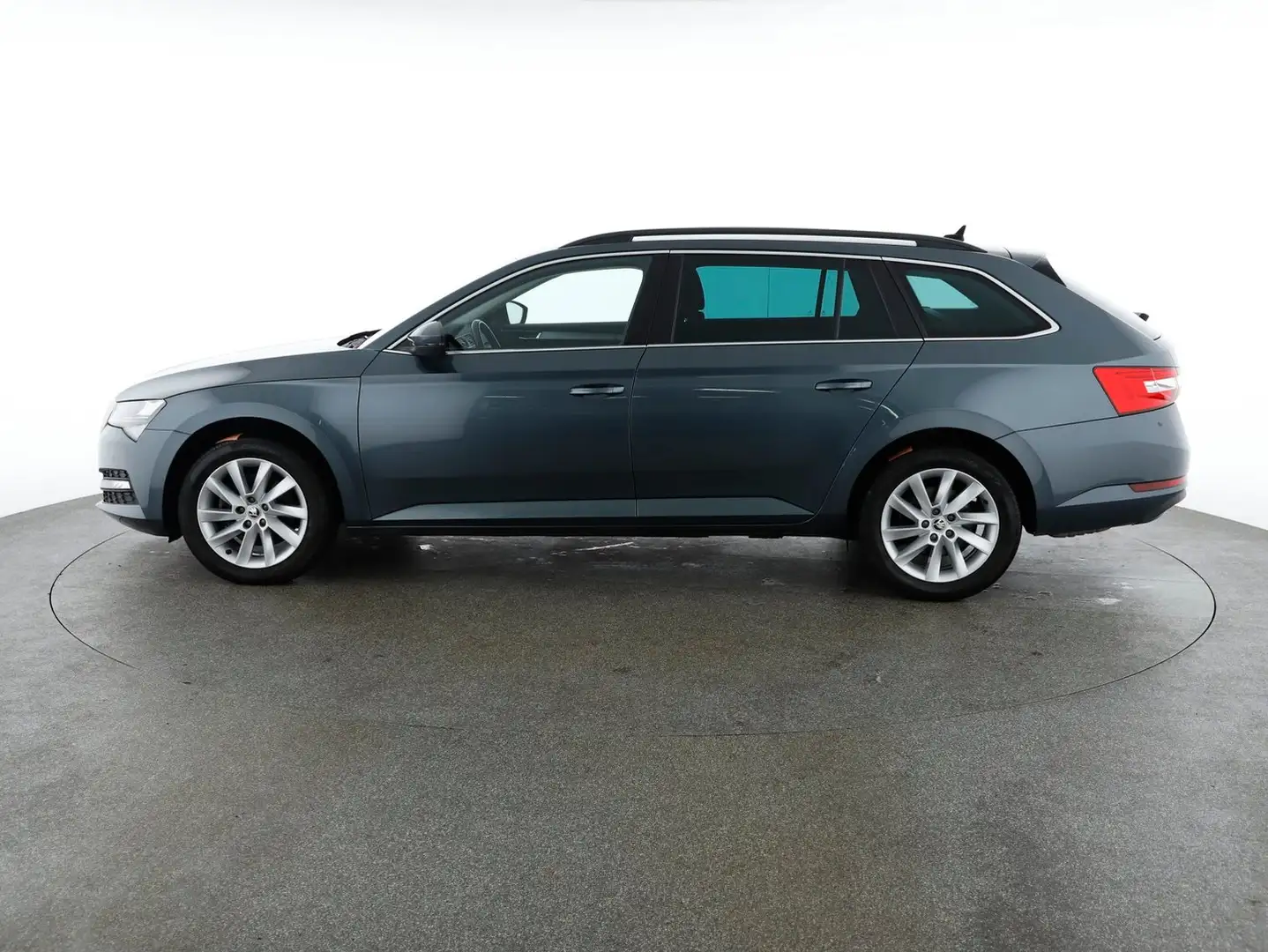 Skoda Superb Škoda Superb Kombi 2,0 TDI 4x4 Ambition DSG Grau - 2