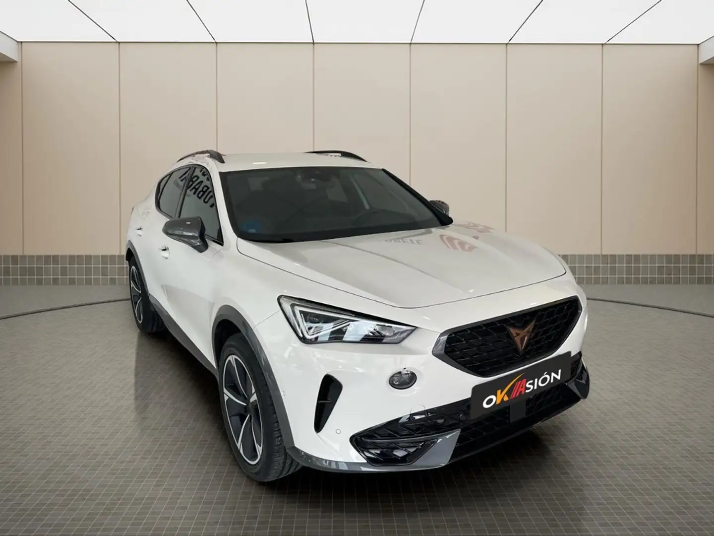 CUPRA Formentor 1.4 e-Hybrid 150kW (204 CV) DSG Weiß - 1