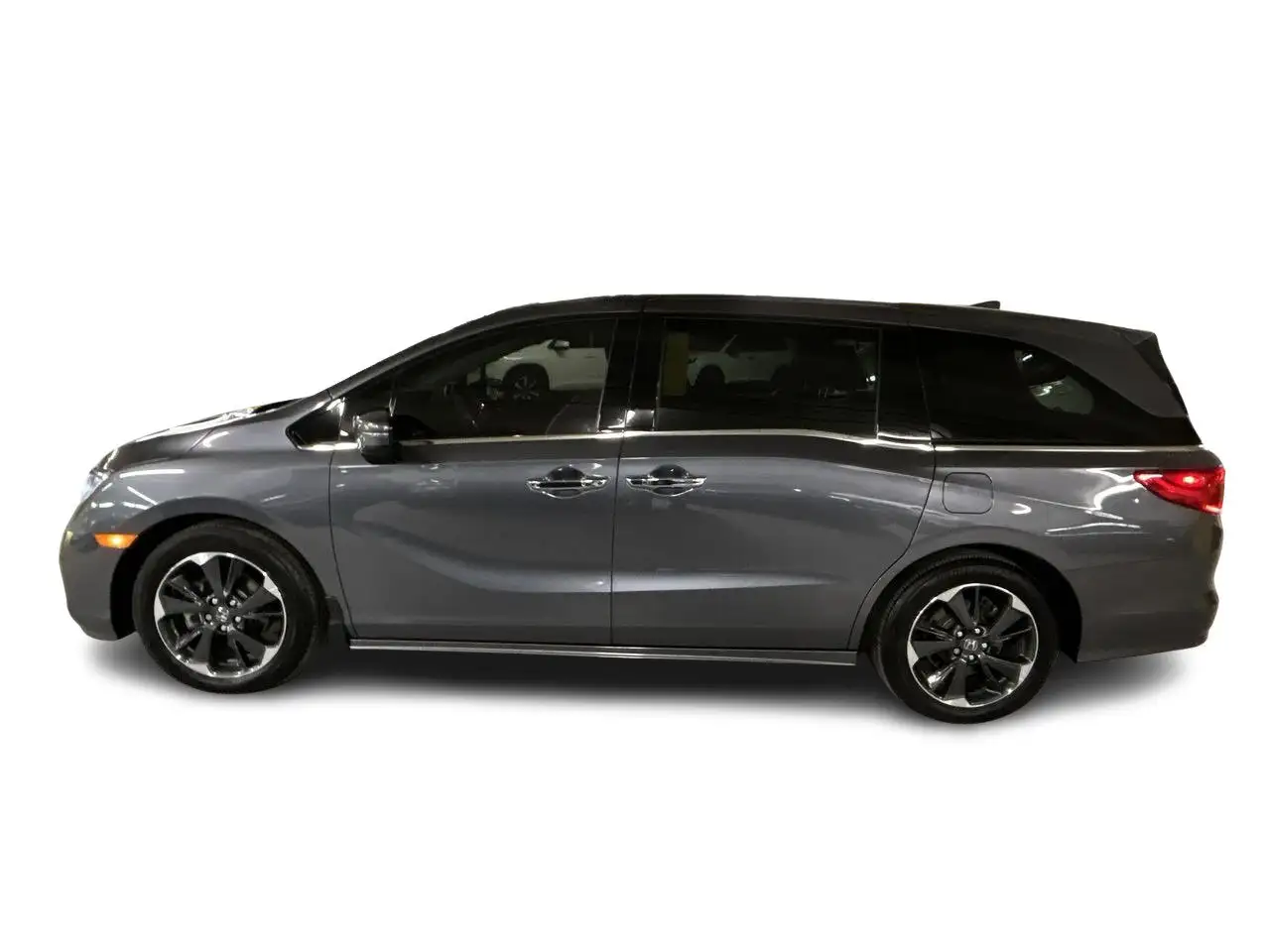 Honda Odyssey снимка Honda Odyssey