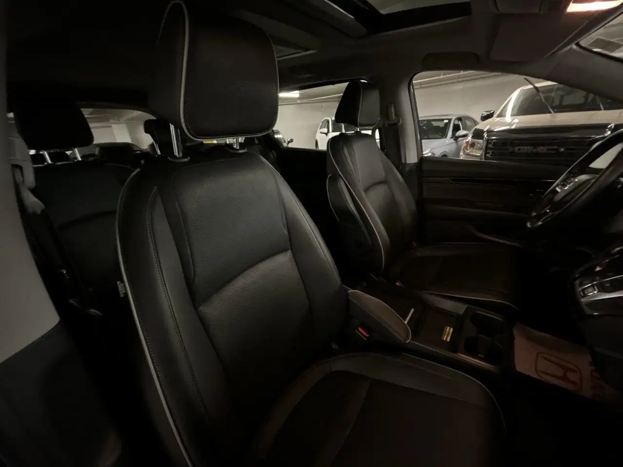Honda Odyssey снимка Honda Odyssey