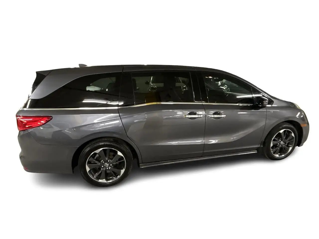 Honda Odyssey снимка Honda Odyssey