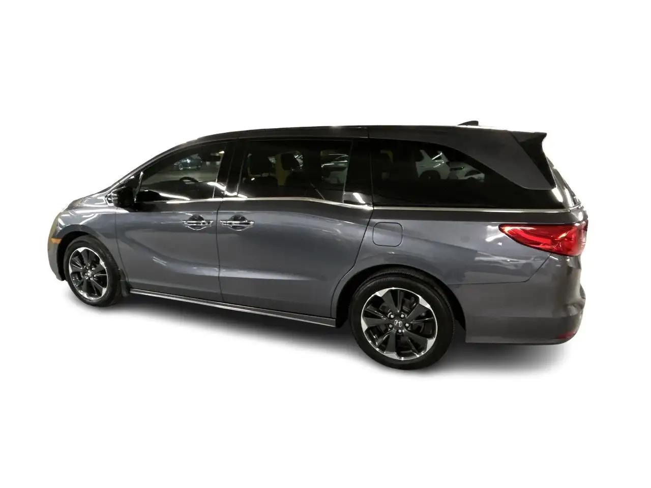 Honda Odyssey снимка Honda Odyssey