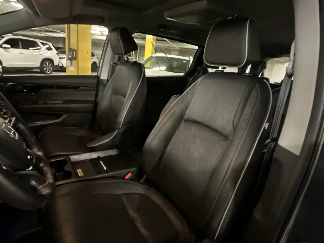 Honda Odyssey снимка Honda Odyssey