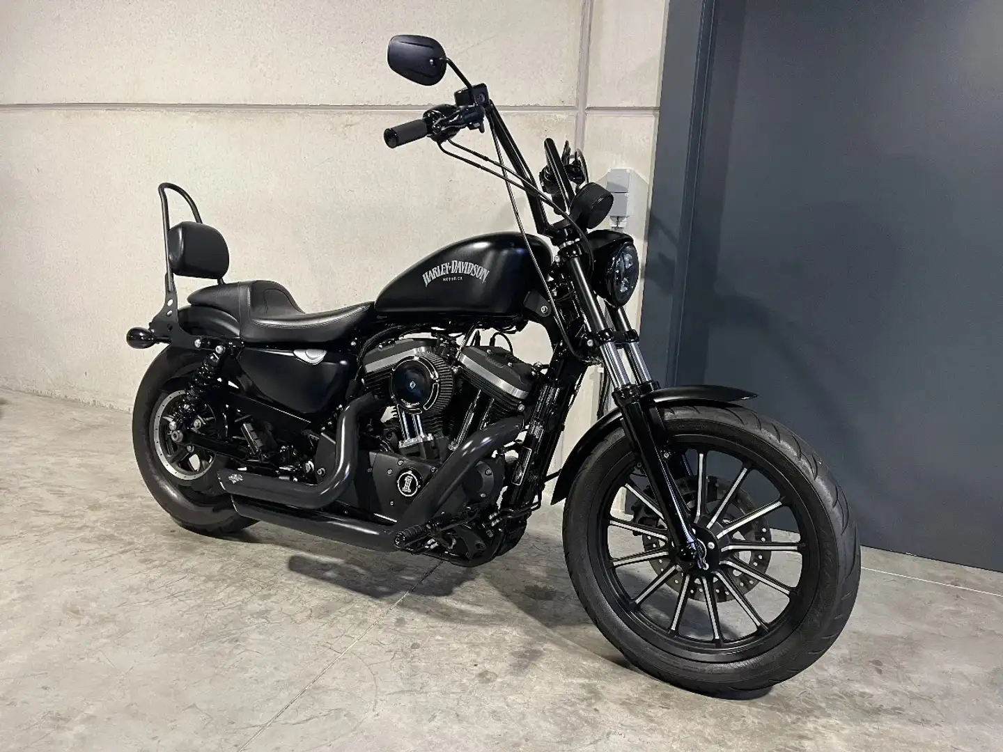 Harley-Davidson Sportster 883 Iron vol coole opties - 1
