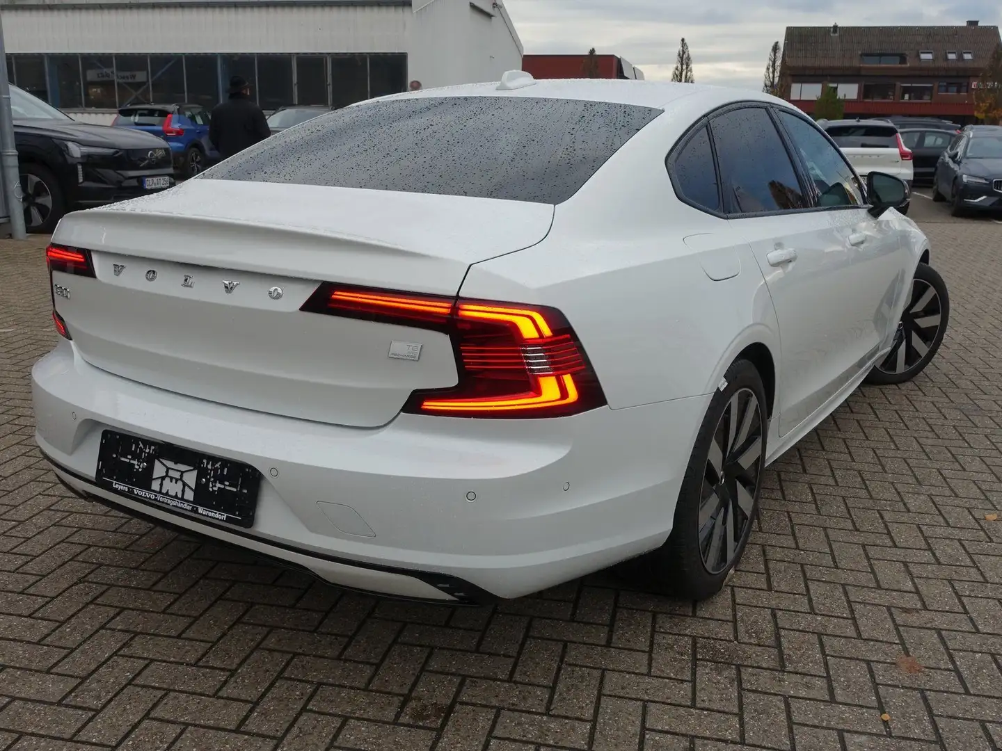 Volvo S90 Recharge Ultimate T8 AWD/HeadUP/360°/BLIS Weiß - 2