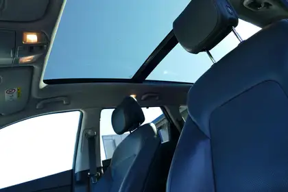 Annonce voiture d'occasion Hyundai Grand Santa Fe - CARADIZE