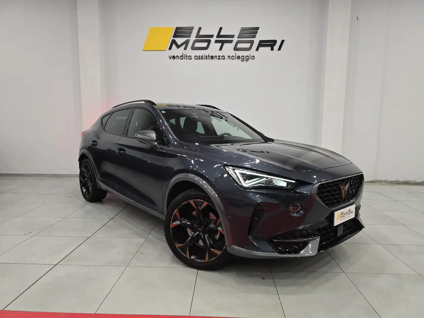 CUPRA Formentor Formentor 2022 1.4 e-hybrid VZ 245cv dsg Gris - 1