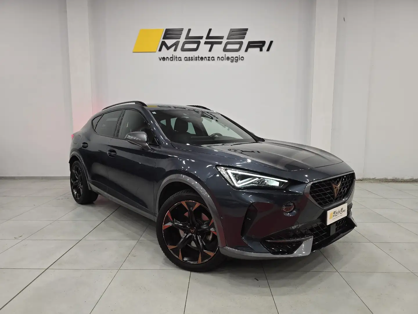CUPRA Formentor Formentor 2022 1.4 e-hybrid VZ 245cv dsg Gris - 2