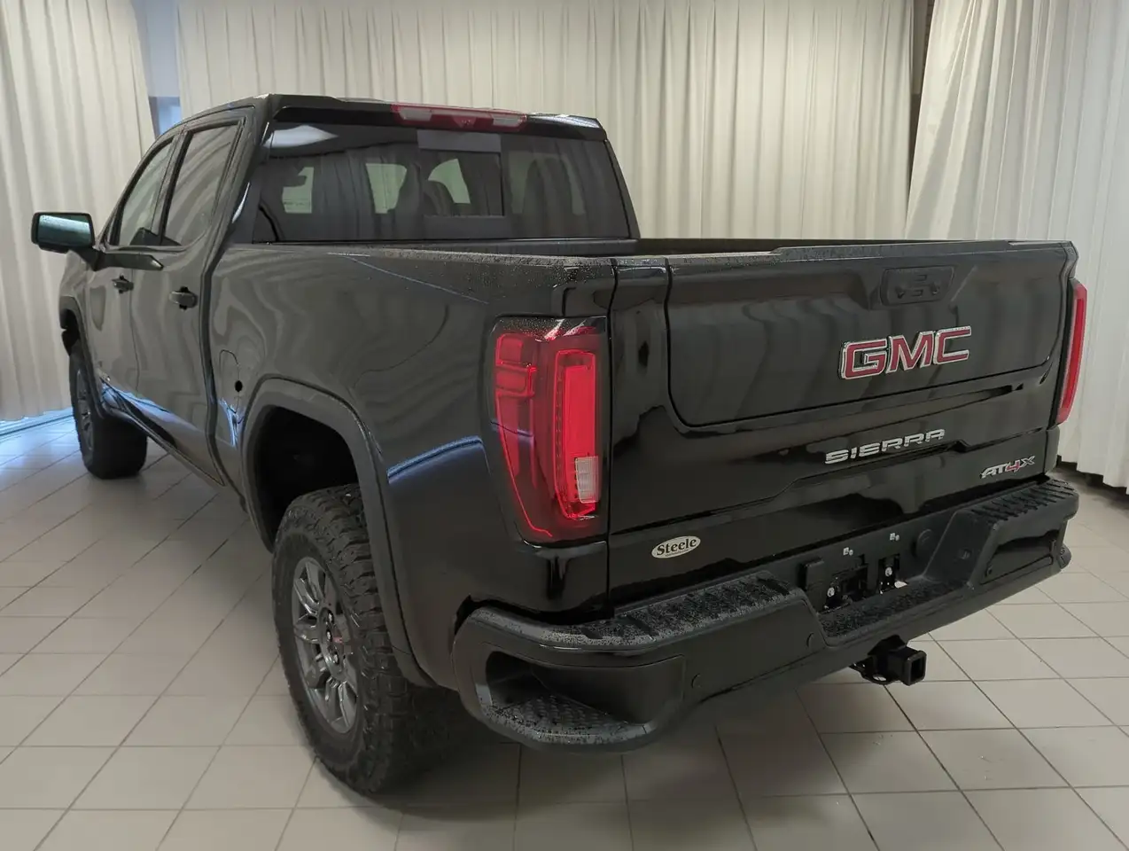 GMC Sierra 1500 снимка GMC Sierra 1500