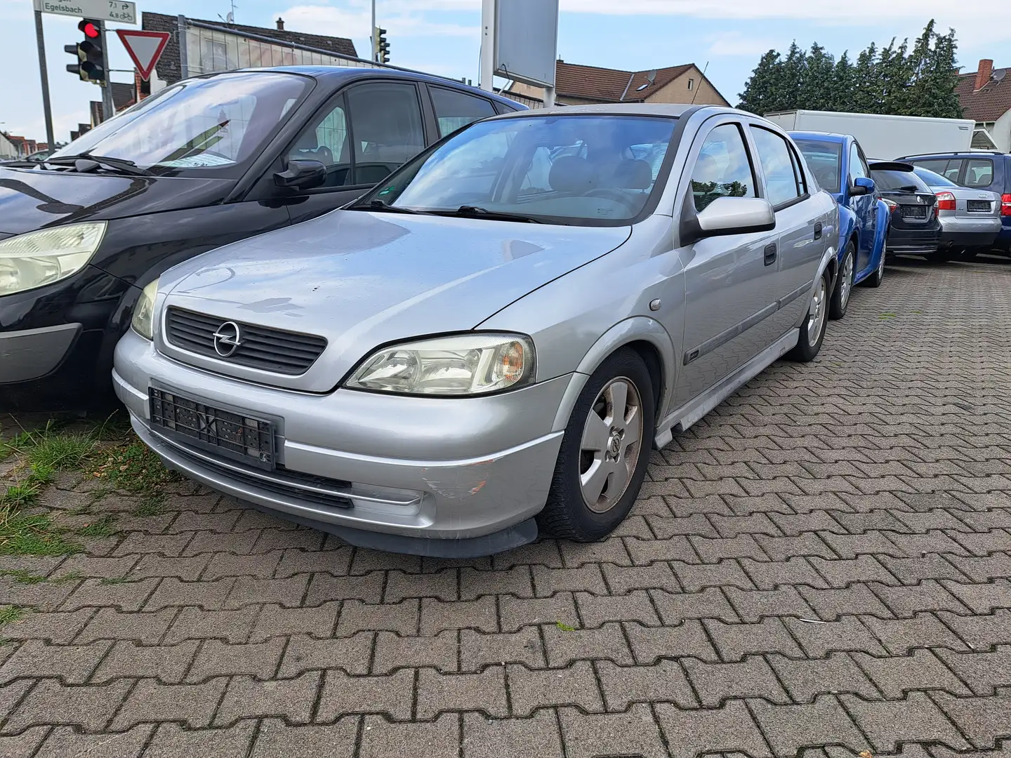 Opel Astra * Automatik  - 109000 km - Klimaanlage  * Серебристый - 1