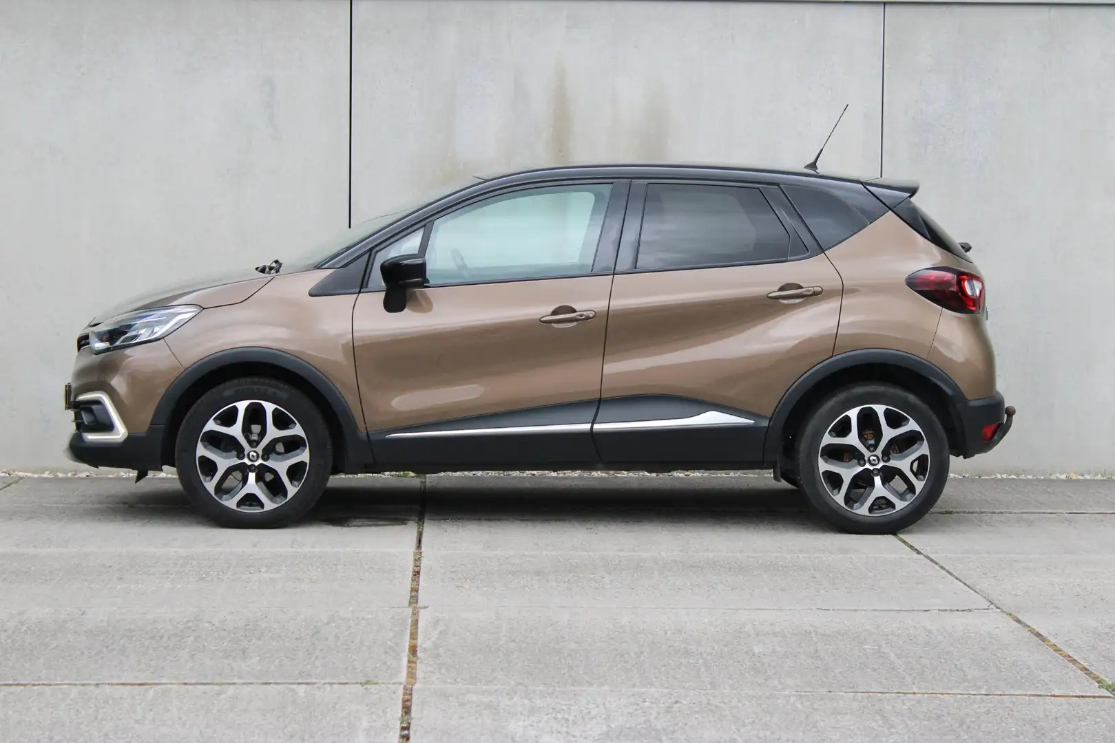 Renault Captur 0.9 TCe Intens / LEDER / CAMERA / NAVI / TREKHAAK Brun - 2