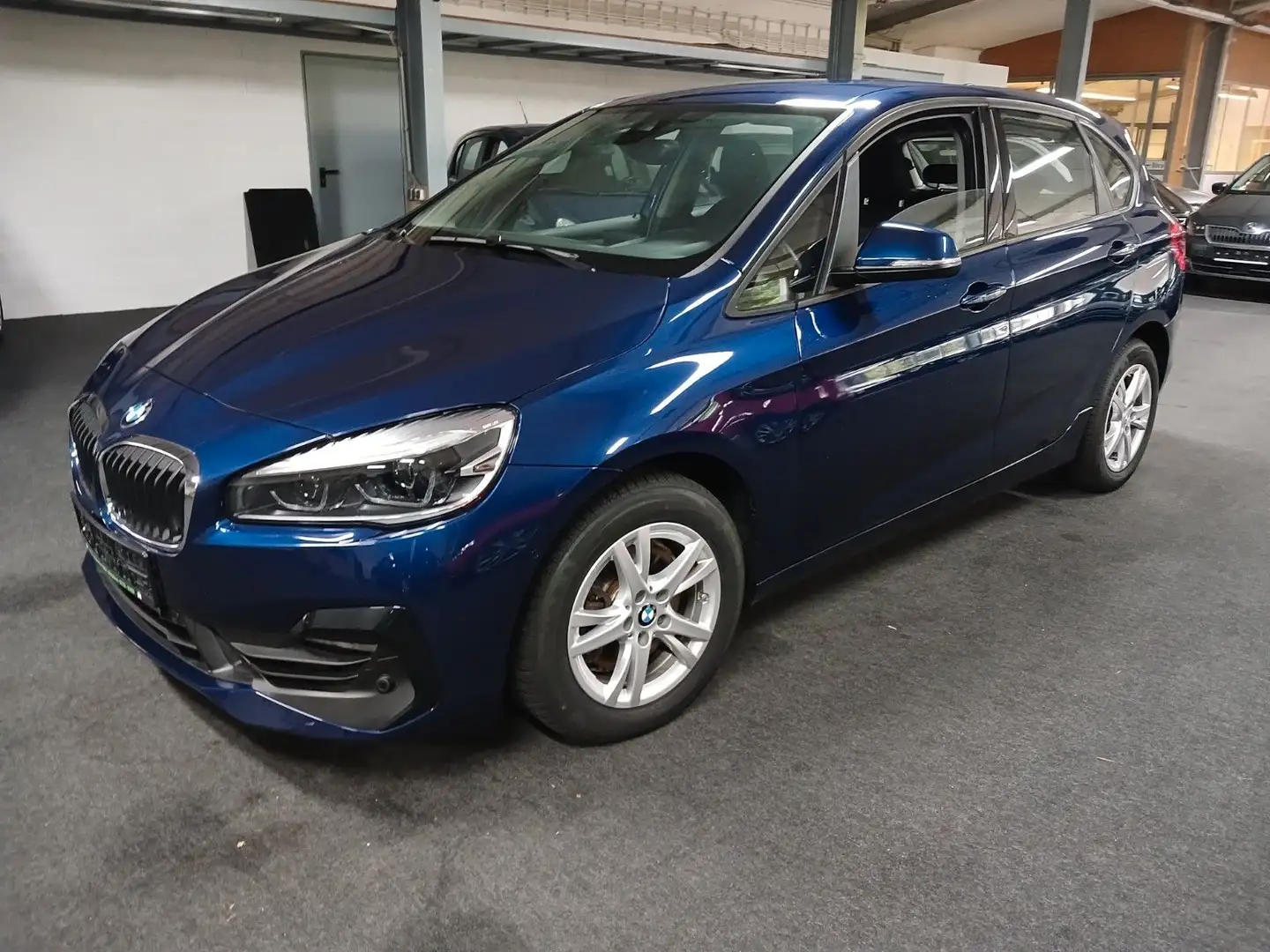 BMW 220 Blauw - 2