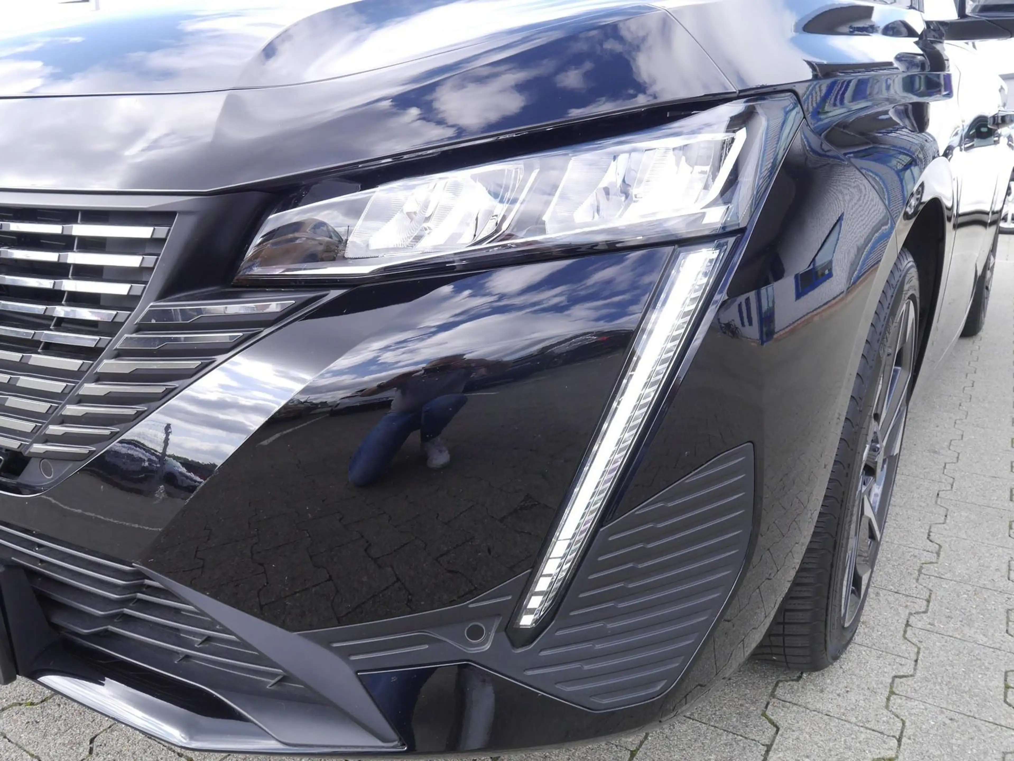 Peugeot 308 Blue HDI 130 Navi/LED/ACC/SHZ/360-Grad — photo 14