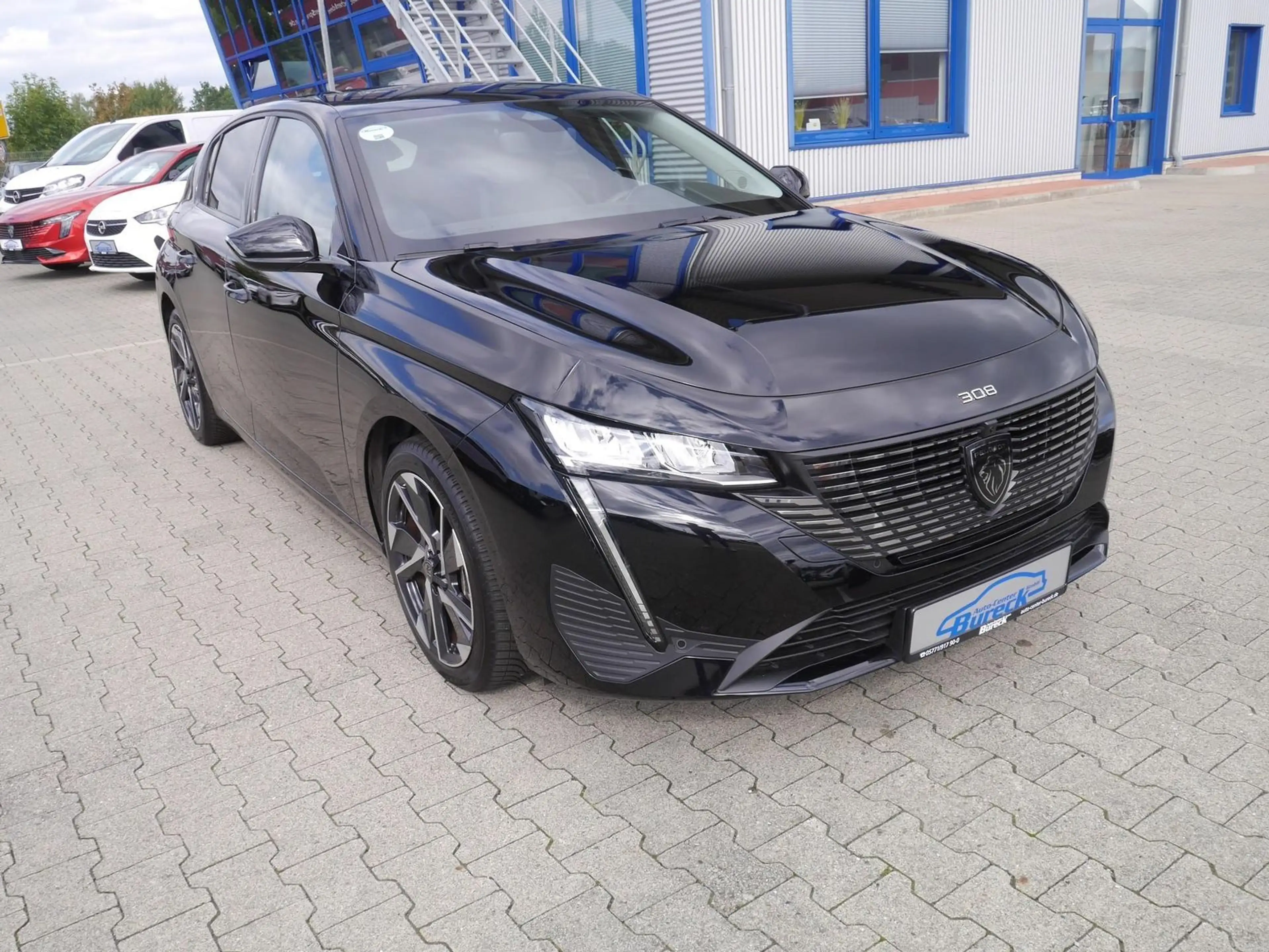 Peugeot 308 Blue HDI 130 Navi/LED/ACC/SHZ/360-Grad