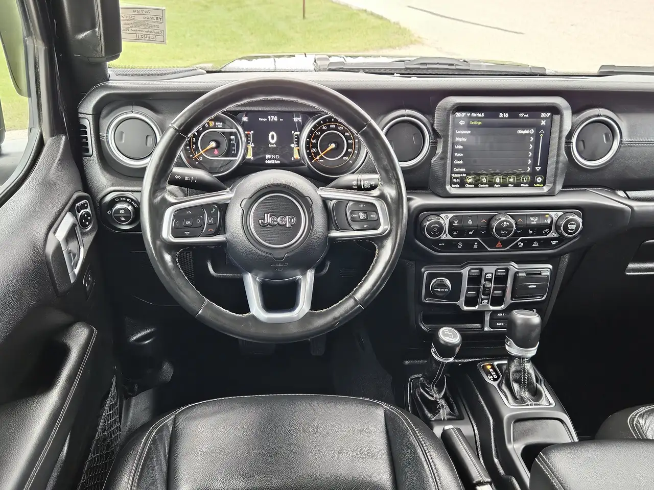 Jeep Gladiator photo Jeep Gladiator