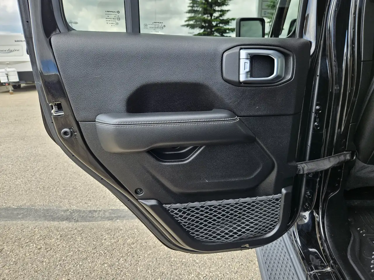 Jeep Gladiator photo Jeep Gladiator