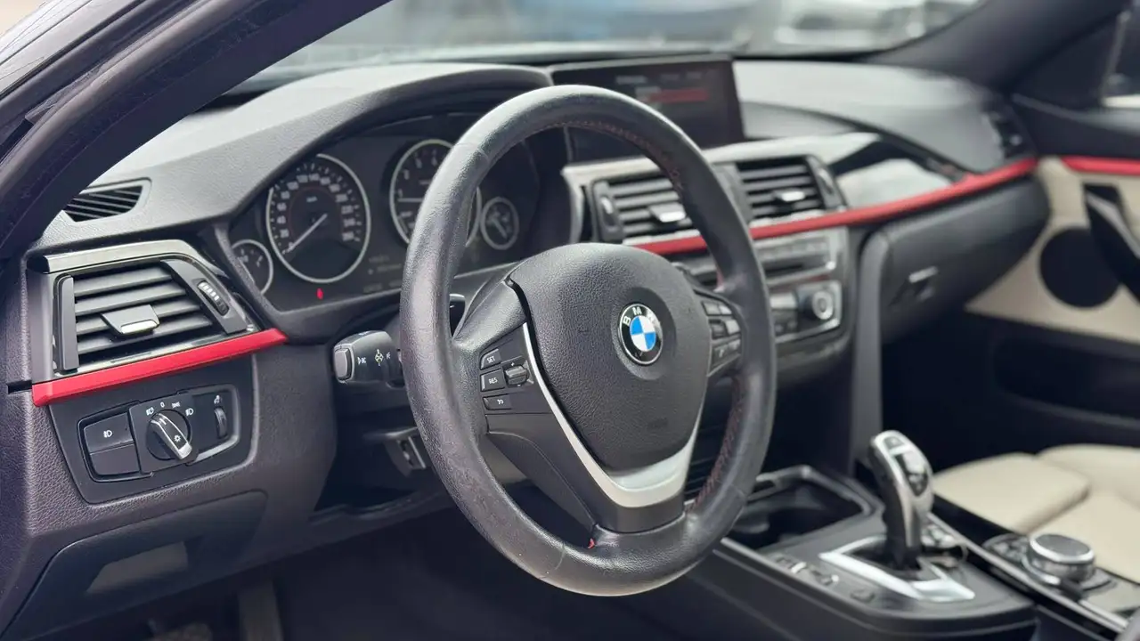 BMW 4 Series photo BMW 4 Series