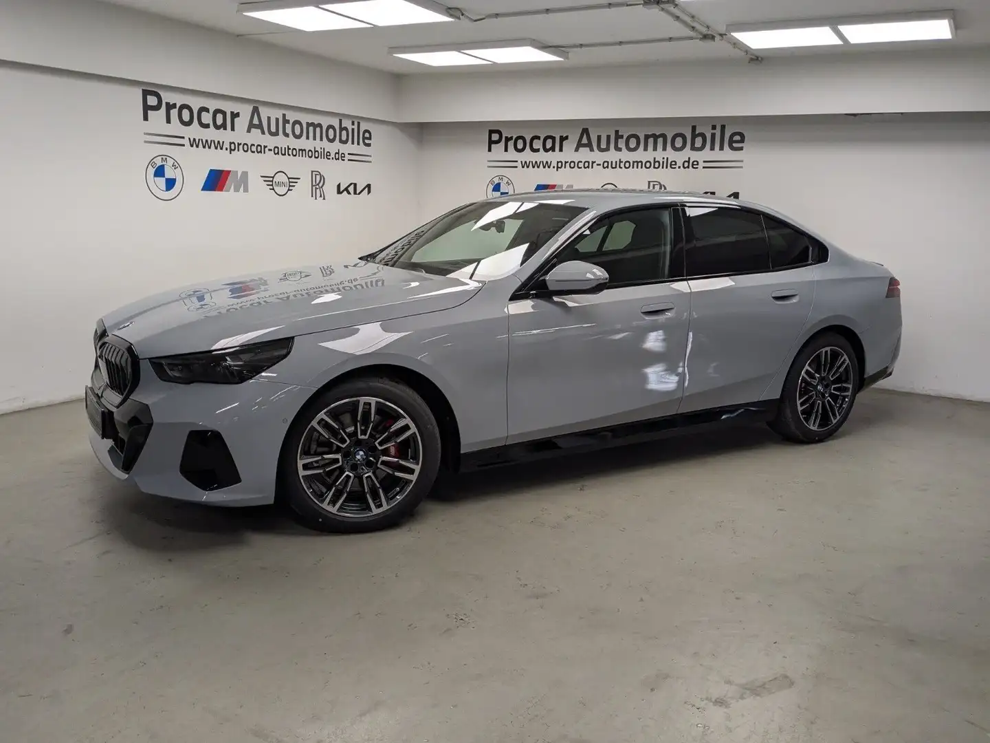 BMW 520 d M Sport Pro DA+ PA+ ACC 360° H/K HuD 19'' Grau - 2