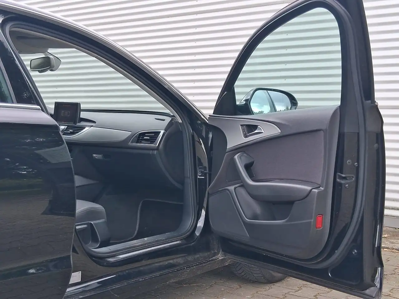 Audi A6 Bild 13