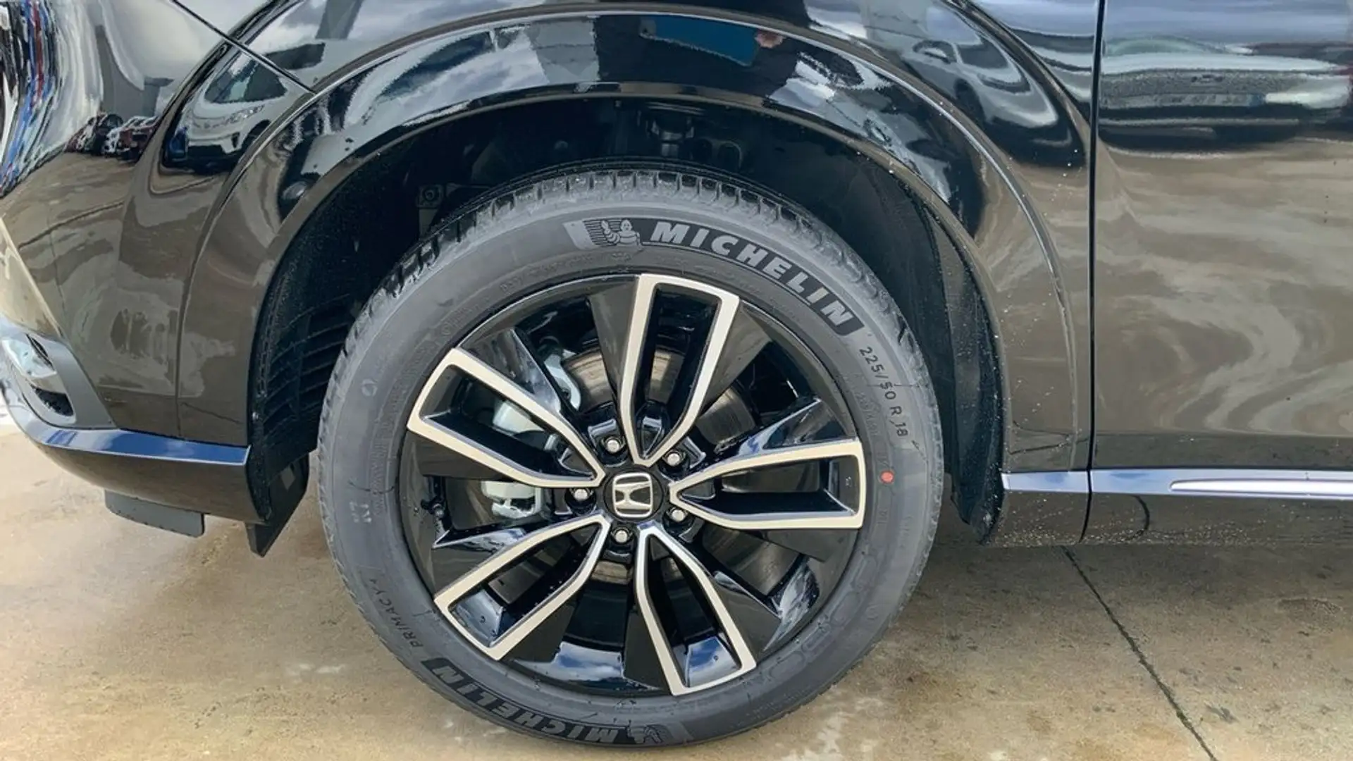 Honda HR-V 1.5 I-MMD HEV ADVANCE CVT 131 5P Schwarz - 2