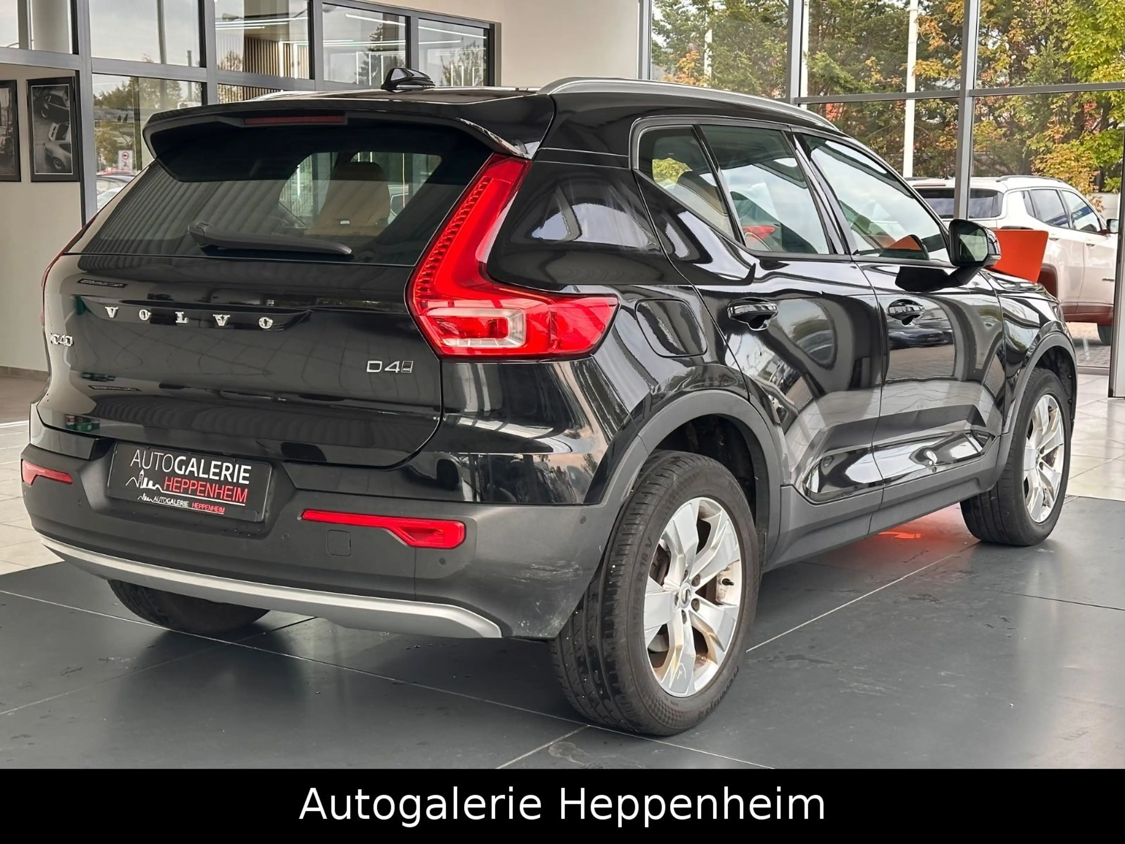 Volvo XC40 XC40 Momentum AWD — photo 5