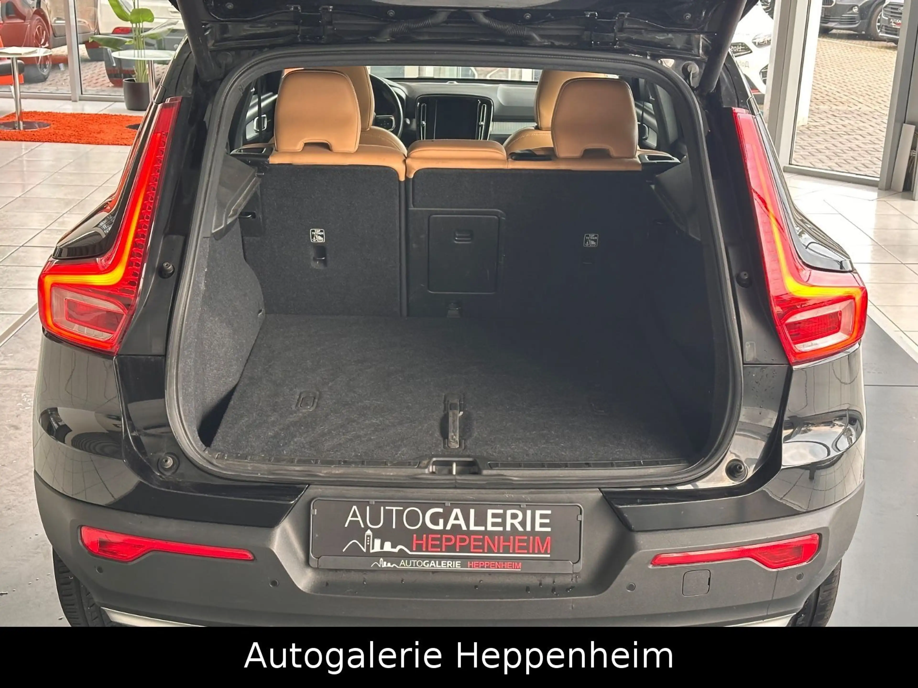 Volvo XC40 XC40 Momentum AWD — photo 10