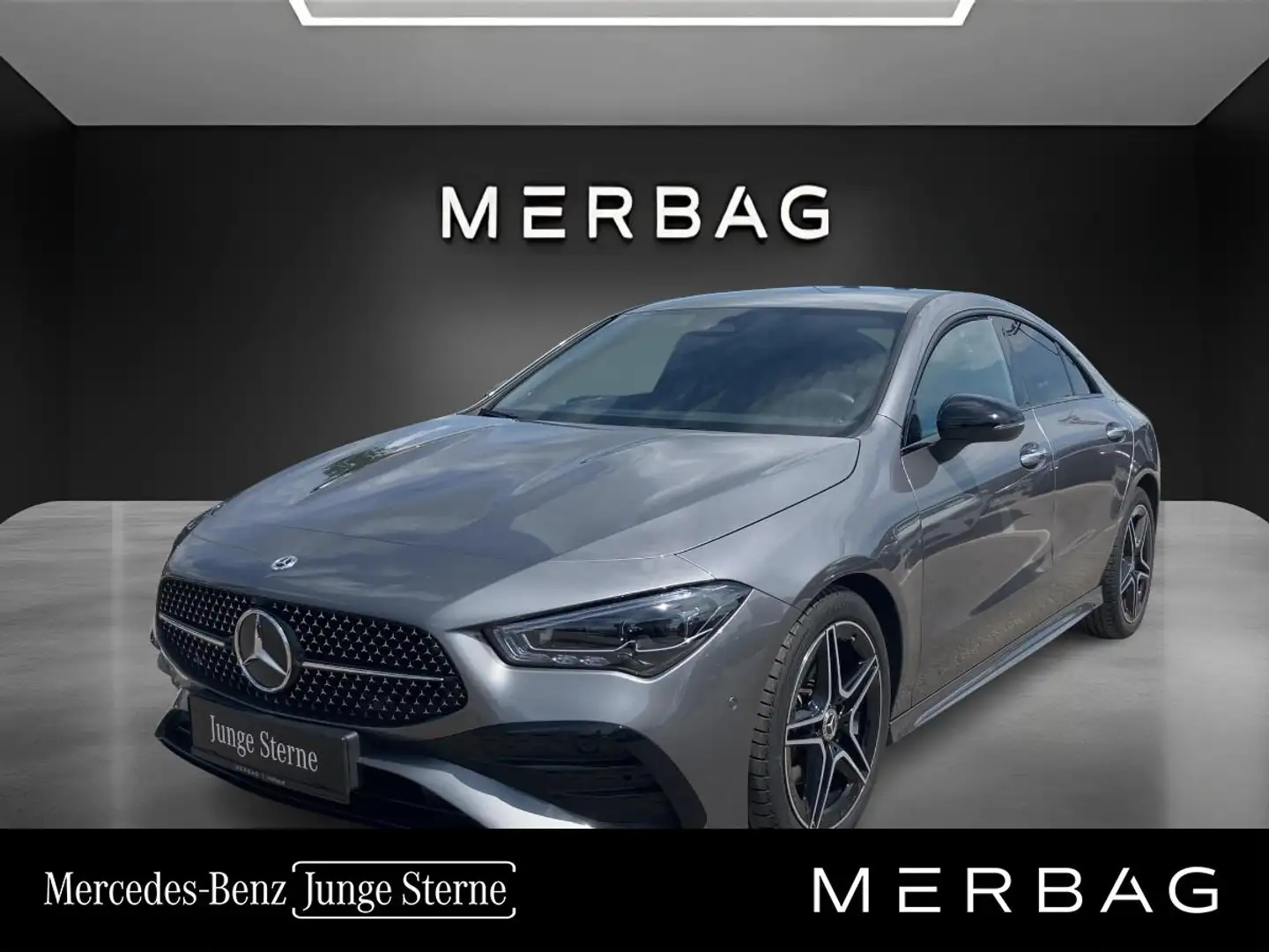 Mercedes-Benz CLA 180 Coupé AMG Line Facelift Grau - 1