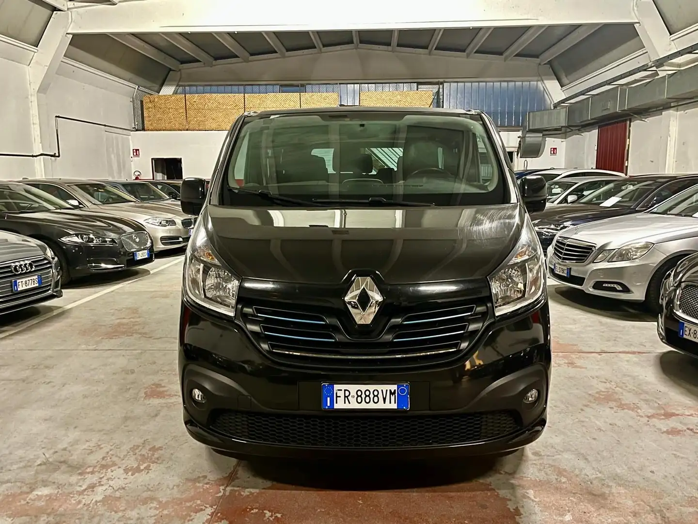 Renault Trafic 1.6 dCi 9 POSTI Euro6B Noir - 2